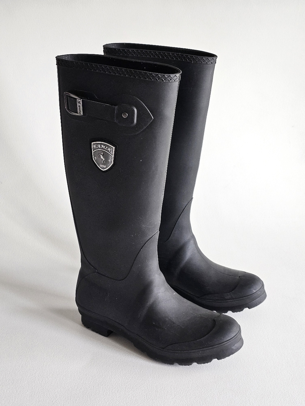 Kamik Black Tall Rain Boots Womens Size 9 Waterproof Rubber Riding Boots